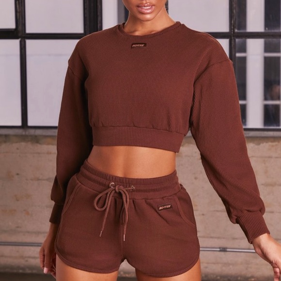 Oh Polly Tops - At Ease Sweatshirt & Shorts Set in Chocolate Brown